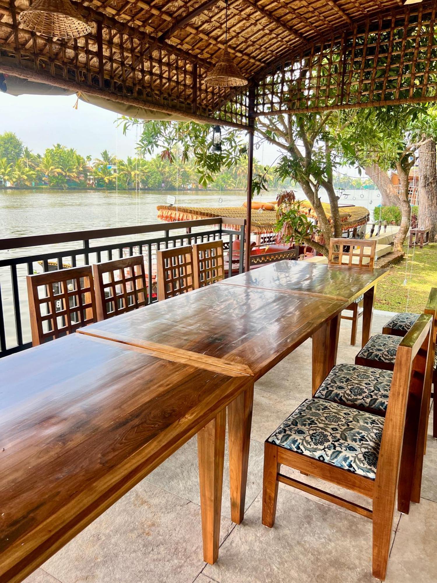 The Pamba Heritage Villa Champakulam Extérieur photo