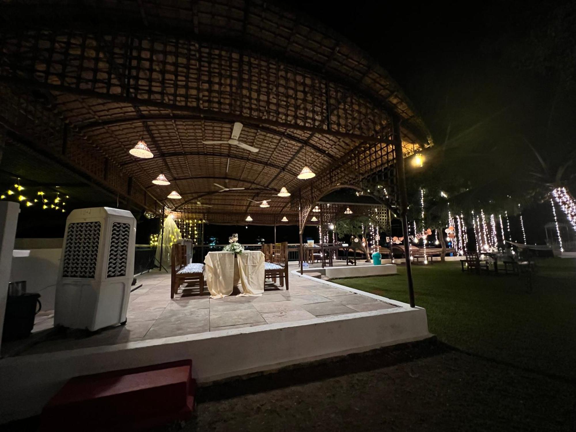 The Pamba Heritage Villa Champakulam Extérieur photo